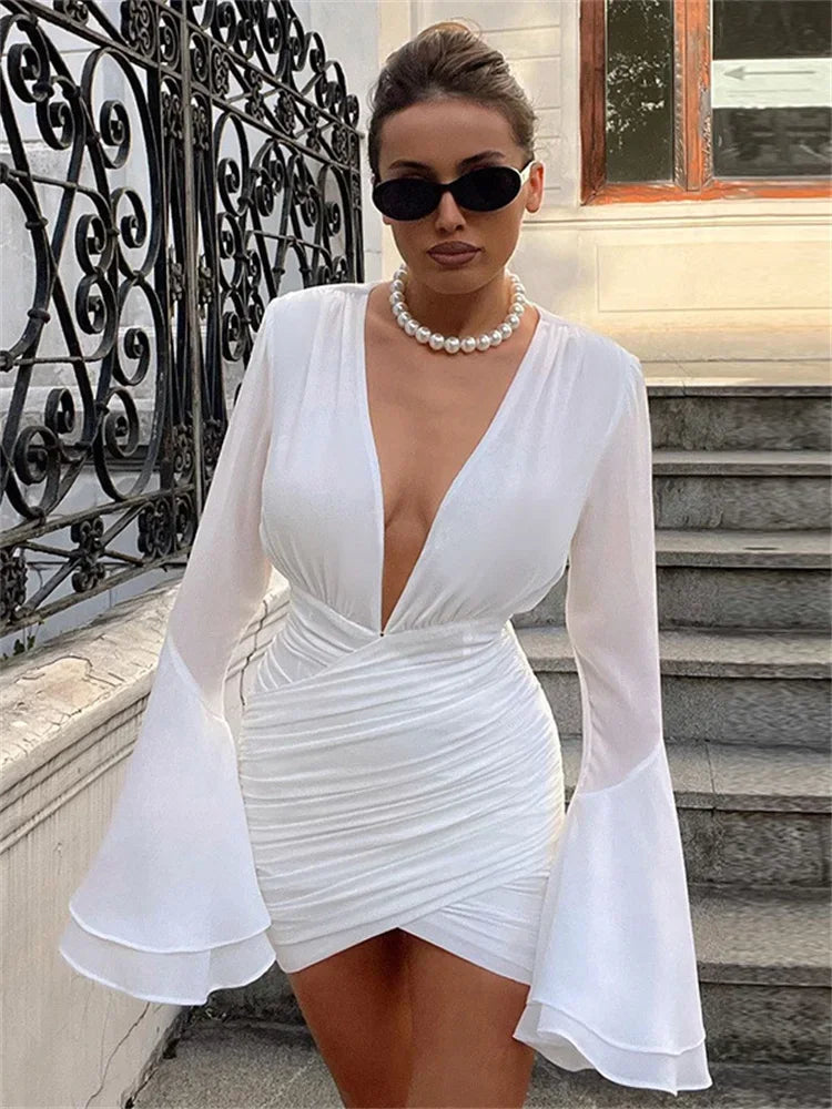 Tossy White Fashion V-Neck Mini Dress